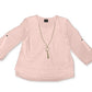 JM Collection Blusa feminina com mangas dobradas e colar rosa tamanho grande