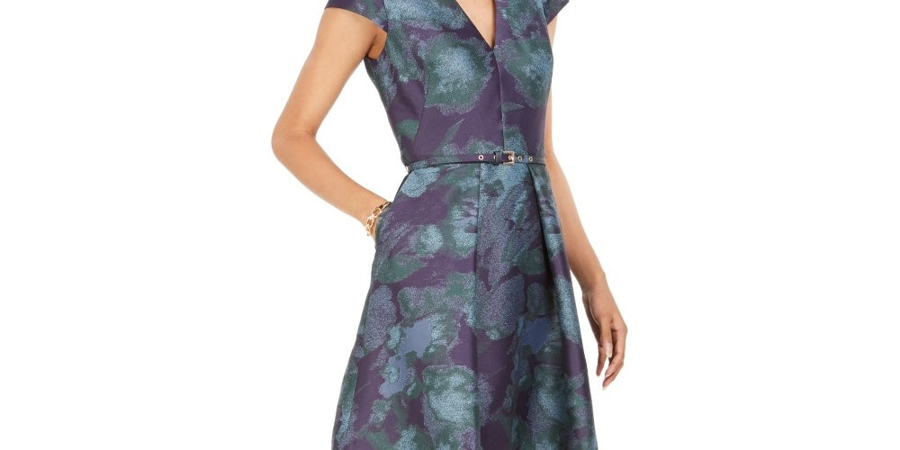 Vestido feminino Vince Camuto com cinto e estampa floral, ajuste evasê, azul, tamanho 4