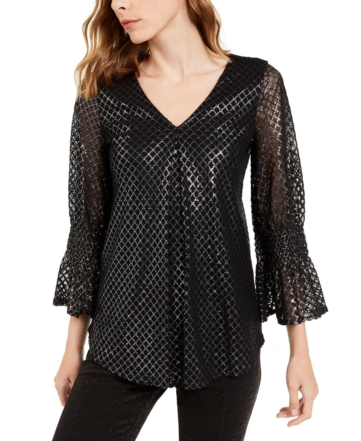 Blusa feminina Alfani com estampa metálica e manga franzida, preta, tamanho extragrande