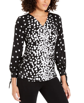 Blusa feminina Alfani com decote em V e franzido, preta, tamanho extragrande