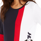 Camiseta Tommy Hilfiger Feminina com Estampa de Logotipo Colorblock Azul Tamanho Grande