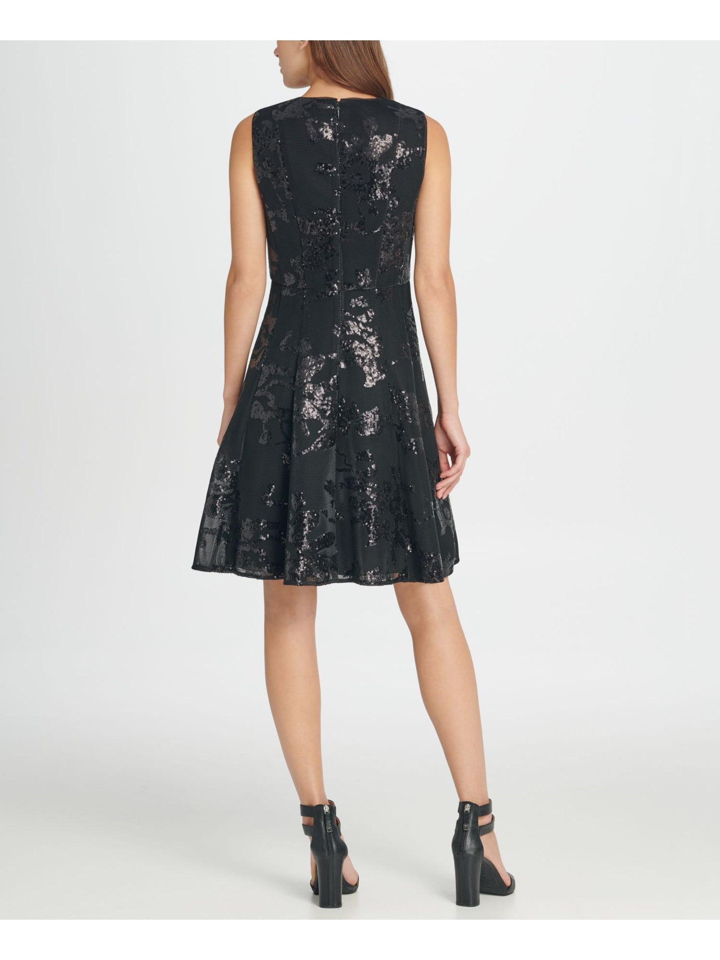 Vestido de festa curto e flare com decote em joia e sem mangas DKNY feminino, preto, tamanho 2
