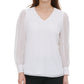 Blusa Calvin Klein Feminina Lisa Manga Longa Gola V Branca Tamanho Grande