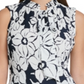 Blusa feminina DKNY plissada com laço floral, sem mangas, decote em V, azul, tamanho grande