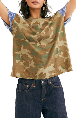 Camiseta feminina camuflada Clarity da Free People, verde, tamanho X-S