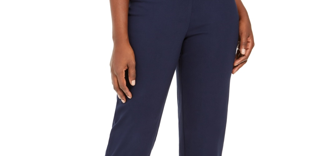 Calça capri feminina com tachas e acabamento em crochê JM Collection, azul, tamanho pequeno