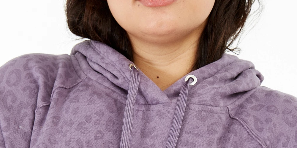 Calvin Klein Moletom com capuz feminino com estampa animal, roxo, tamanho 2X