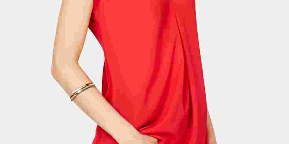 Blusa feminina com pregas invertidas e decote em V, vermelha, tamanho pequeno, da INC International Concepts