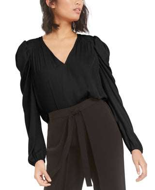 Blusa feminina Bar III com manga bufante e decote em V, preta, tamanho médio