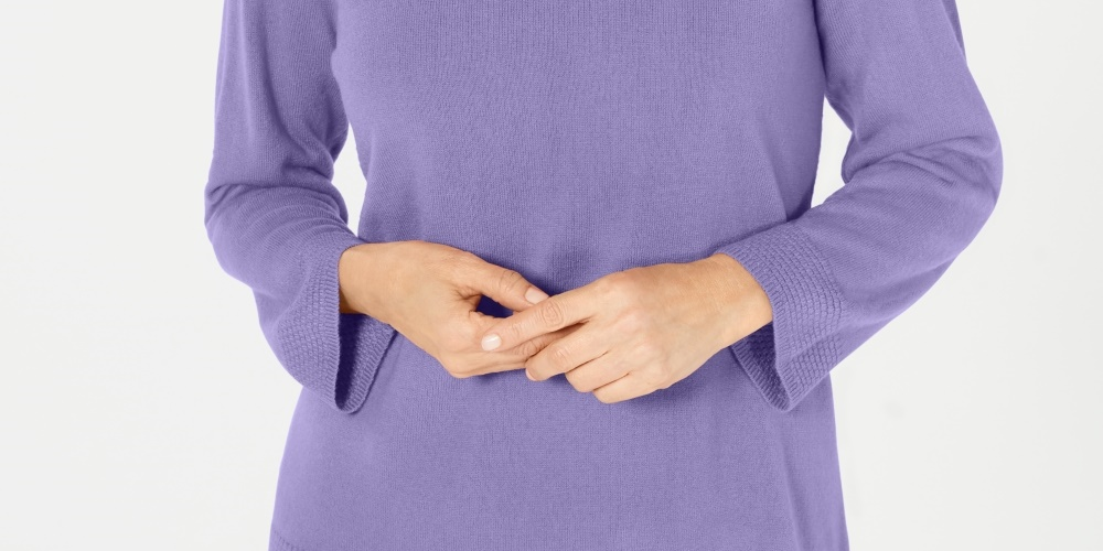 Blusa feminina Karen Scott com estampa canelada, manga comprida, gola redonda, roxa, tamanho pequeno