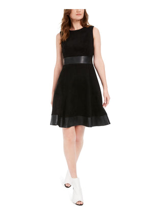 Vestido Calvin Klein Feminino Sem Mangas Gola Joia Acima do Joelho Ajuste Flare Para Usar no Trabalho Preto Tamanho 6 Petite