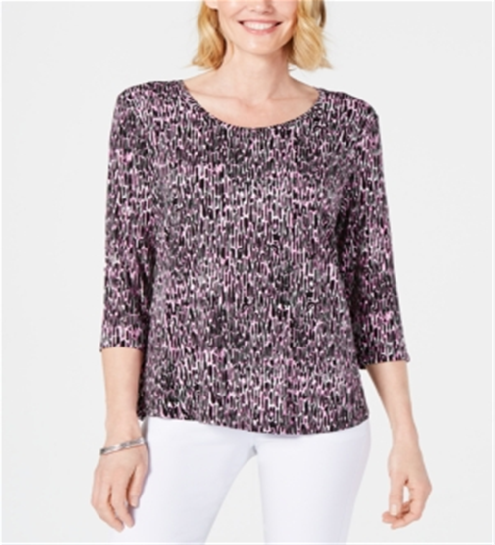 Blusa feminina estampada com manga 3/4 e estampa animal rosa da coleção JM, tamanho pequeno P/M