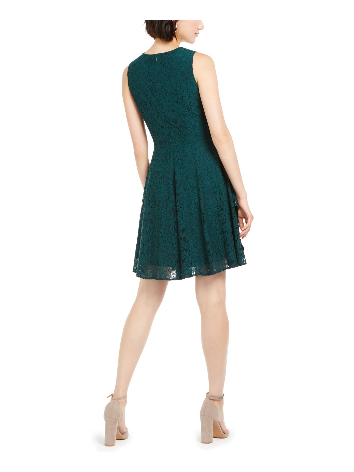 Vestido curto feminino Vince Camuto, decote em V, sem mangas, com zíper e babados, para festa, verde, tamanho 6