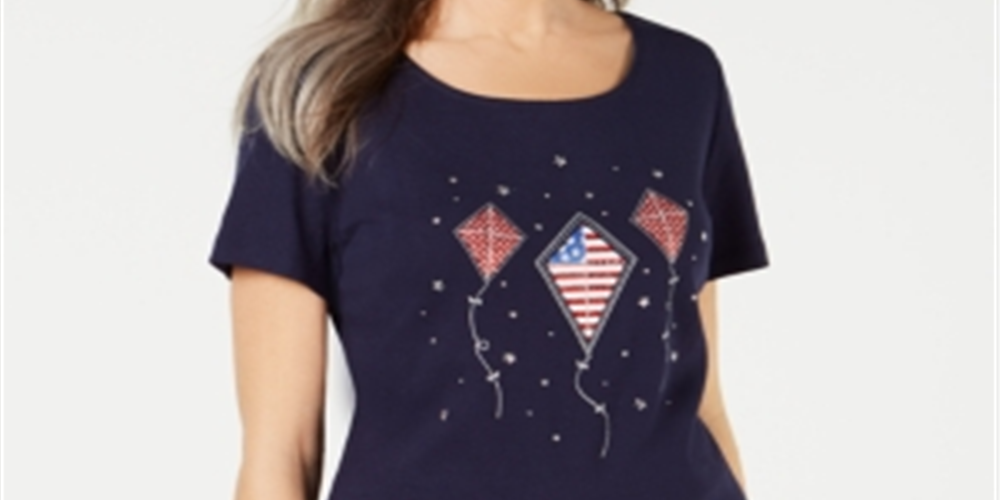 Blusa feminina Karen Scott com estampa de bandeira em algodão, azul, tamanho pequeno