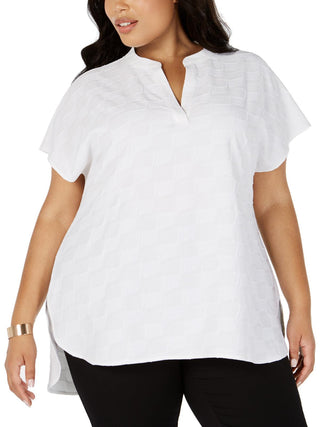 Blusa texturizada feminina Alfani Plus com decote dividido, branca, tamanho 2X