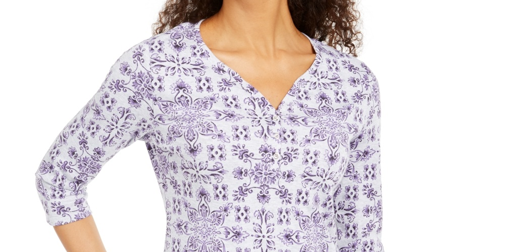 Karen Scott Blusa Henley Feminina Estampada Manga 3/4 Cinza Cassis Tamanho PS-