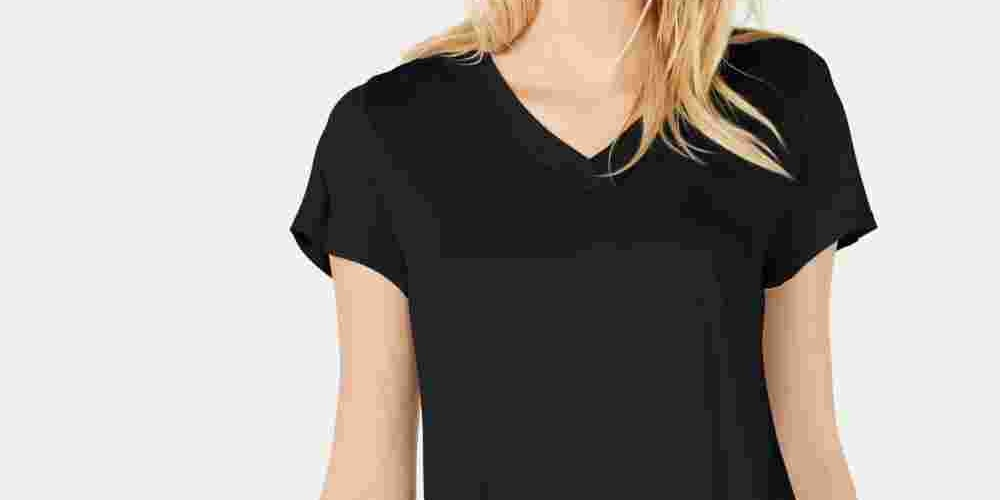 Camiseta feminina com decote em V e acabamento em renda da INC International Concepts, preta, tamanho X-S