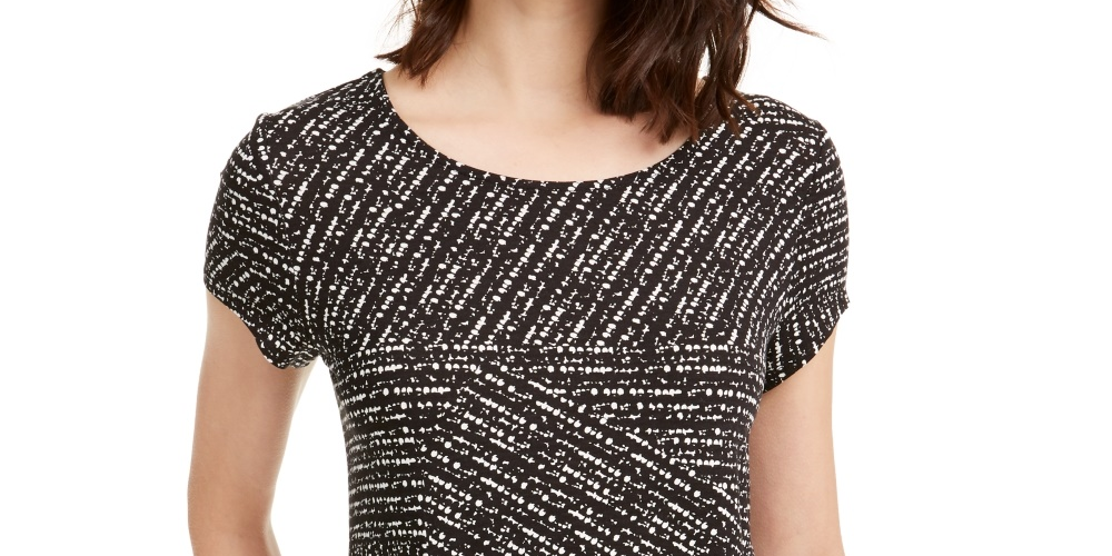 Camiseta feminina Alfani estampada com bainha redonda, preta, tamanho pequeno pequeno