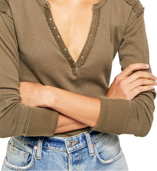 Free People Feminino Militar Mix Henley Tamanho Verde Tamanho Médio