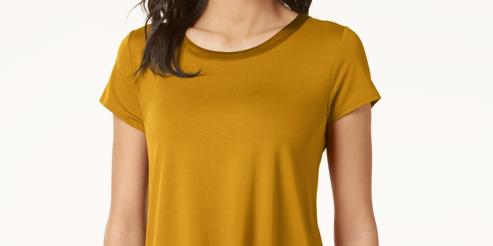 Camiseta feminina Alfani com acabamento em cetim, tamanho PP, amarela