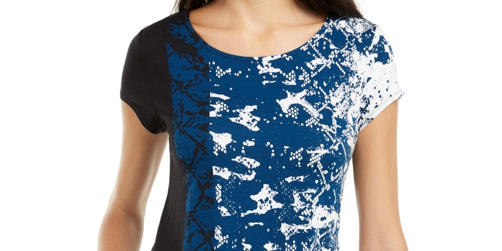 Camiseta feminina Alfani estampada com bainha redonda, azul, tamanho P