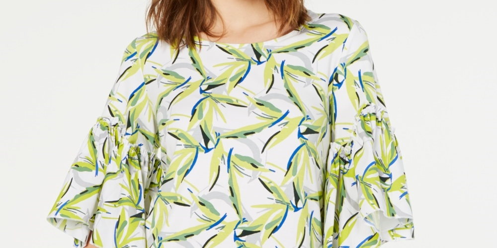 Blusa feminina Alfani com estampa de manga sino, branca, tamanho P