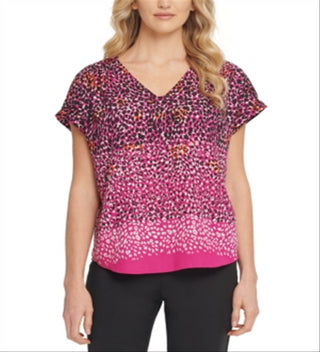 Blusa feminina DKNY com decote em V e estampa animal, rosa, tamanho P