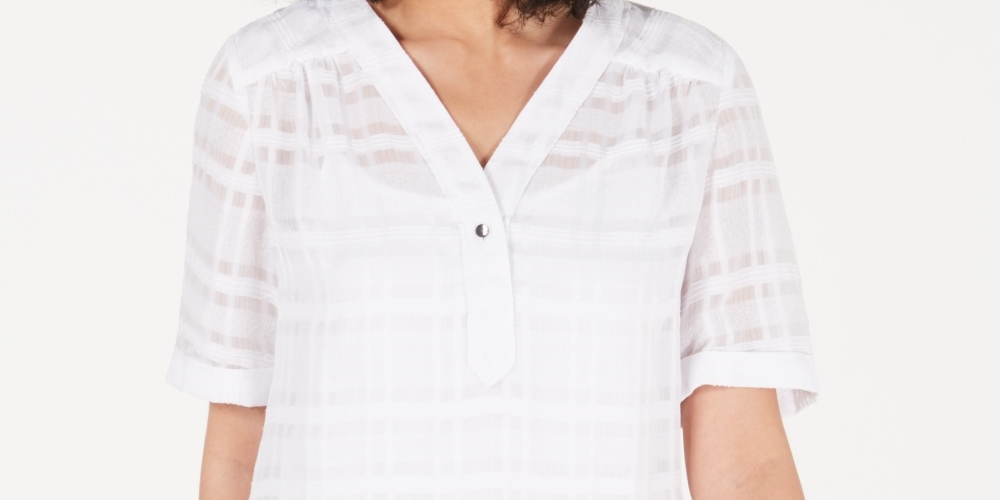 Blusa feminina xadrez com decote em V Alfani, branca, tamanho pequeno, extragrande