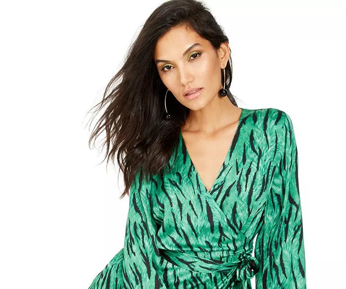 Blusa curta feminina com estampa de zebra da INC International Concepts, verde, tamanho P