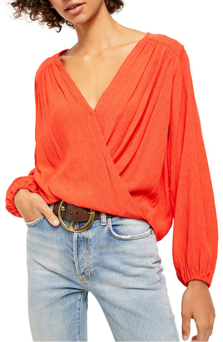 Blusa feminina xadrez xadrez falsa Free People, vermelha, tamanho grande