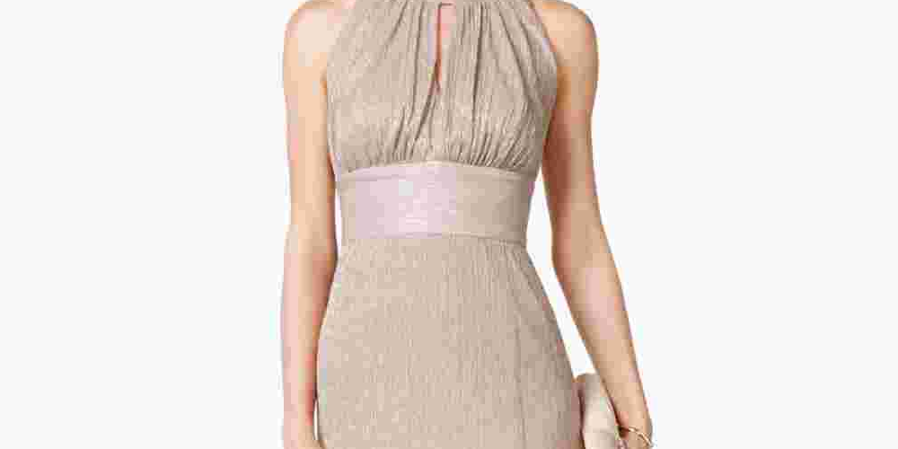 Vestido feminino R &amp; M Richards com decote halter e decote em V, tamanho 10, dourado