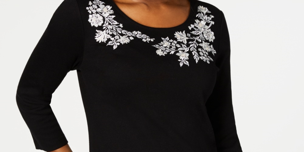 Blusa feminina Karen Scott com manga 3/4 bordada, preta, tamanho pequeno e pequeno