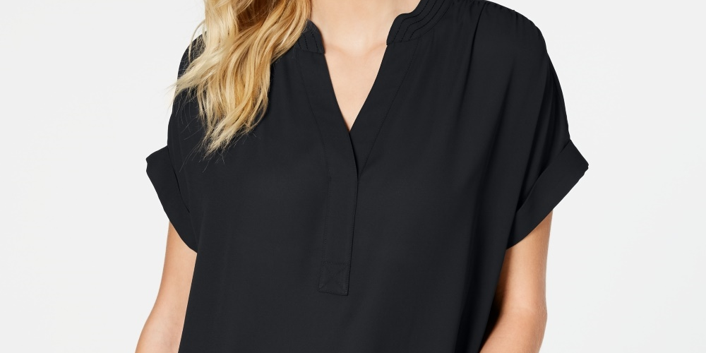 Blusa feminina Charter Club com decote aberto e manga curta, preta, tamanho pequeno médio