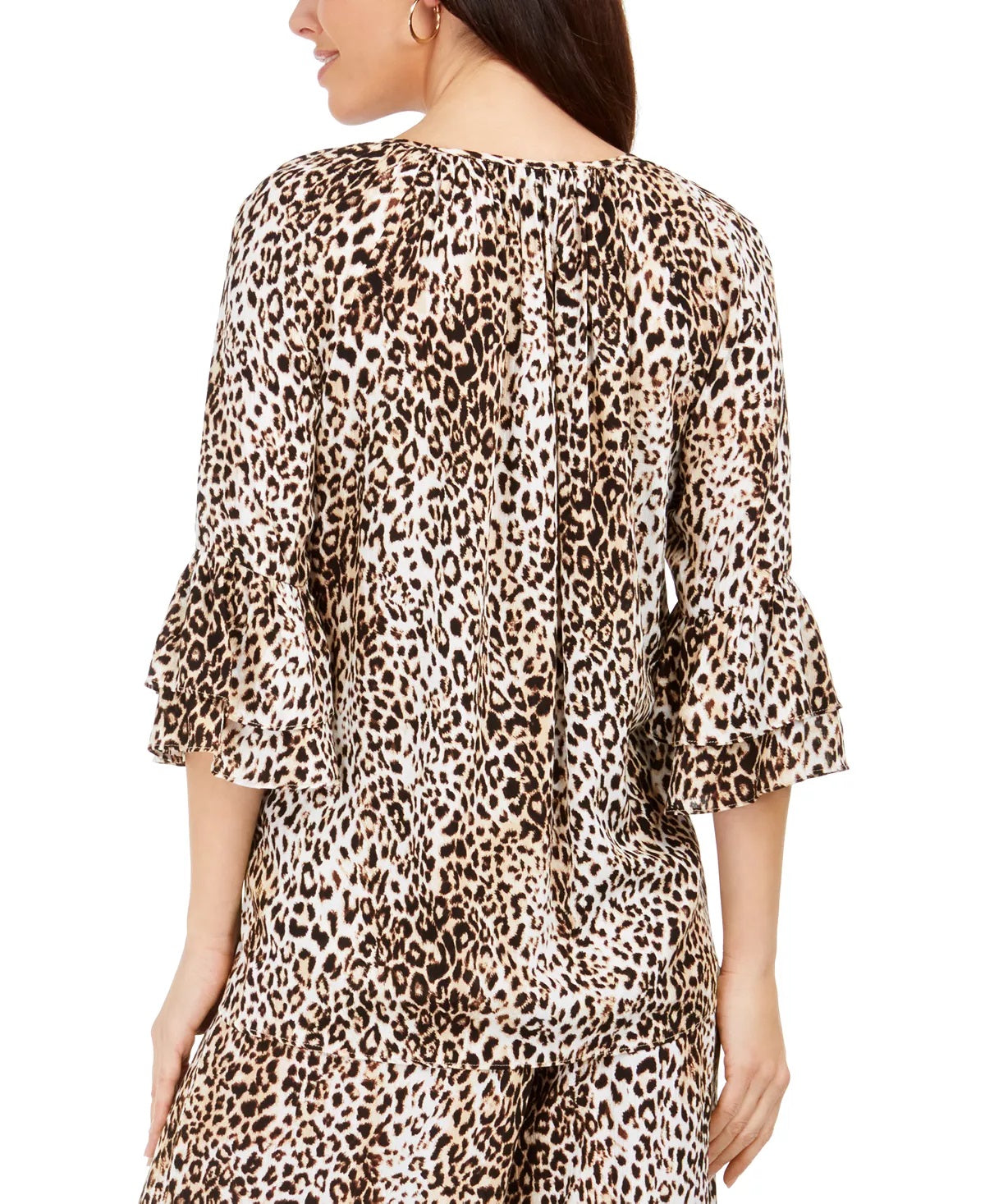 Blusa de crepon com estampa de oncinha e mangas franzidas JM Collection, bege, tamanho médio