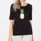 Camiseta feminina Karen Scott de algodão com estampa gráfica de abacaxi, preta, tamanho médio