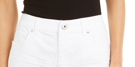 Shorts jeans feminino de cintura alta com bainha desfiada da INC International Concepts, branco, tamanho 12
