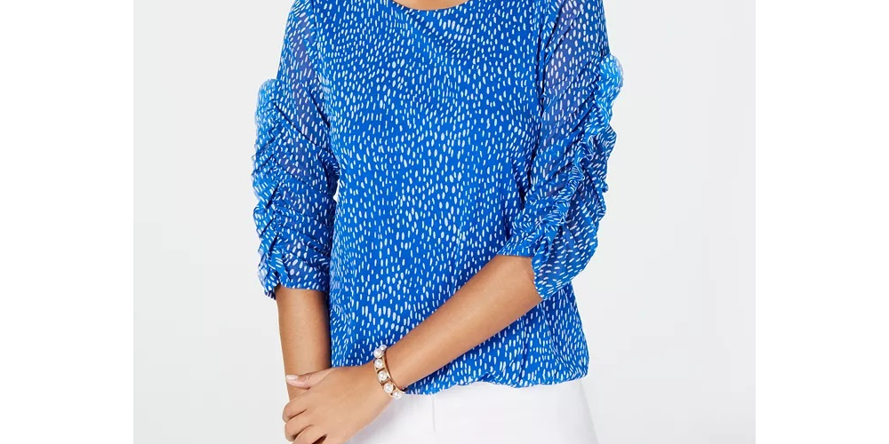 Blusa feminina Alfani Petite com estampa franzida e manga bufante, azul, tamanho PS