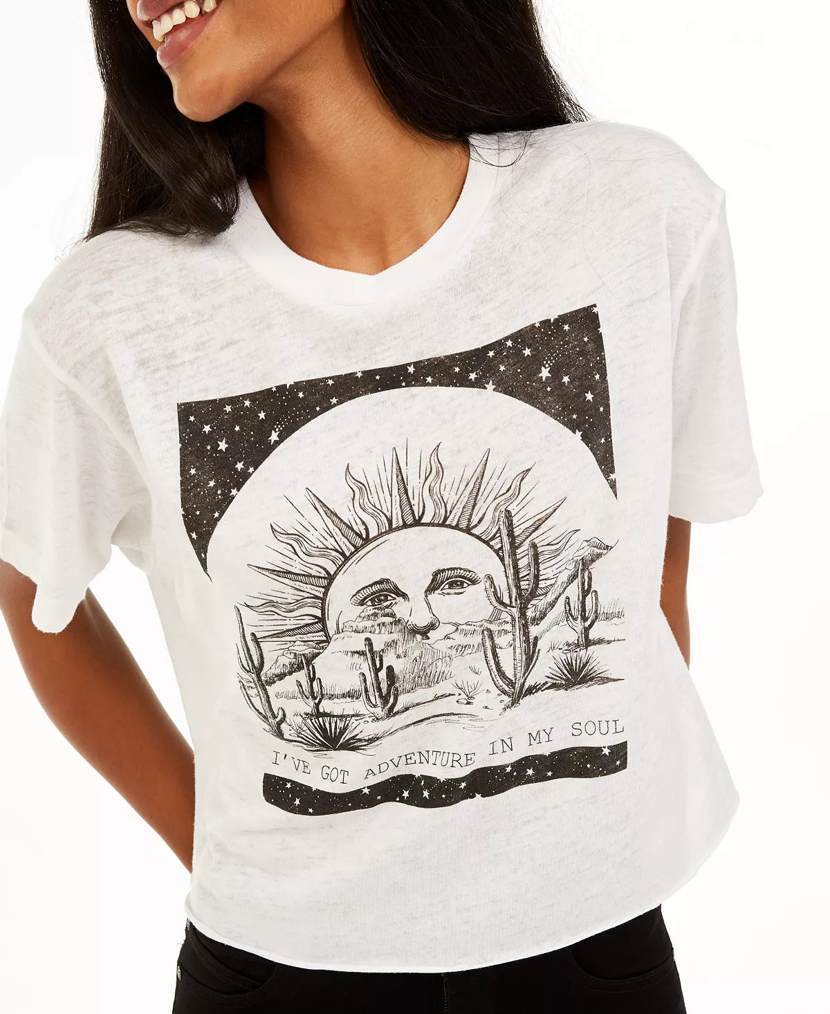 Camiseta gráfica cropped Rebellious One Juniors Adventure, tamanho grande, branca