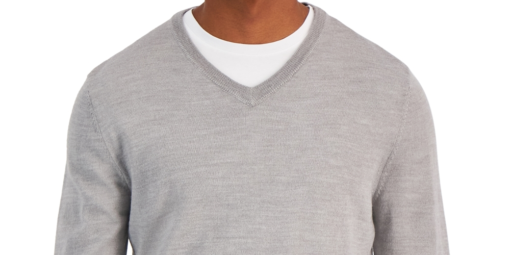 Suéter masculino Club Room com decote em V e mistura de lã merino, cinza, tamanho médio