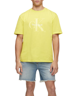Camiseta Calvin Klein Masculina com Estampa de Logotipo Pride, Amarela, Tamanho P