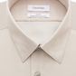 Camisa social masculina Calvin Klein Steel Slim Fit, sem passar roupa, com gola espinha de peixe, tamanho marrom, 16,5 x 32-33