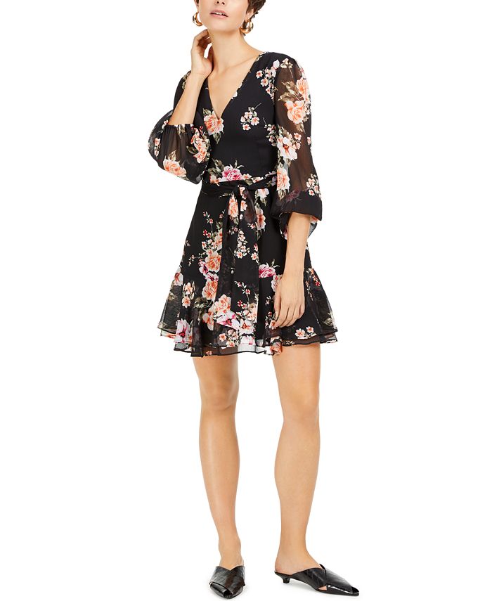 Blusa feminina com estampa floral Bar III, manga curta e flare, tamanho X-G