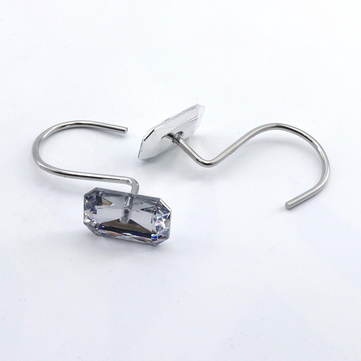 Conjunto de 12 ganchos para cortinas de chuveiro resistentes à ferrugem - 6 designs! 