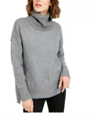 Suéter feminino Becca Tilley XTurtleneck High-Low Bar III, cor carvão, tamanho X-S