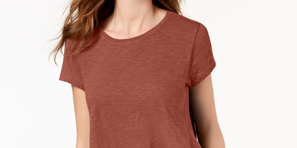 Camiseta feminina estilo lenço marrom tamanho médio