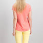Camiseta feminina Maison Jules com decote em V e bolso aplicado, rosa escuro, tamanho médio