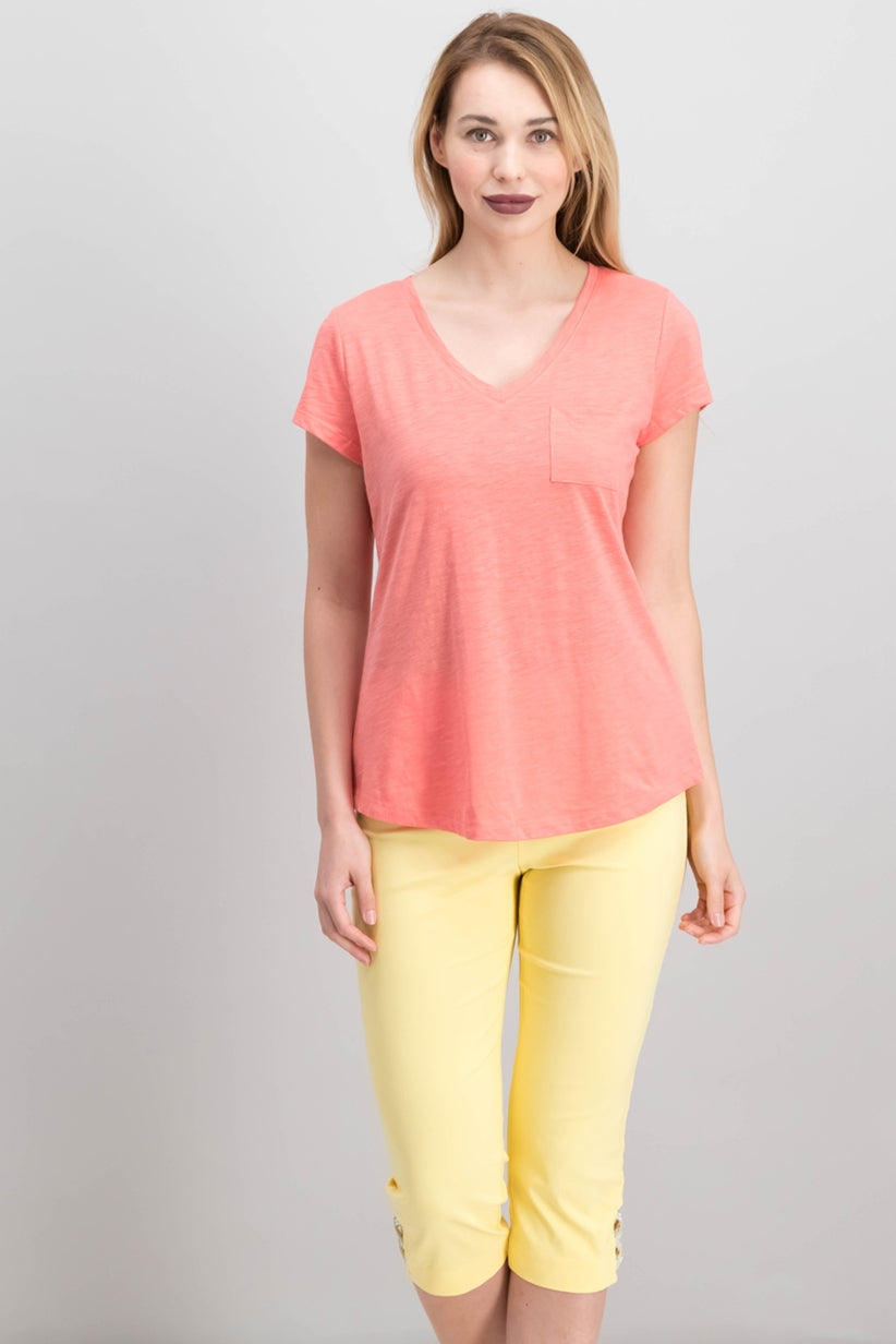 Camiseta feminina Maison Jules com decote em V e bolso aplicado, rosa, tamanho médio