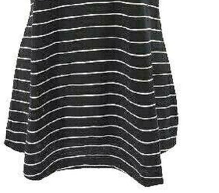 Blusa listrada com decote em V feminina Maison Jules, preta, tamanho grande