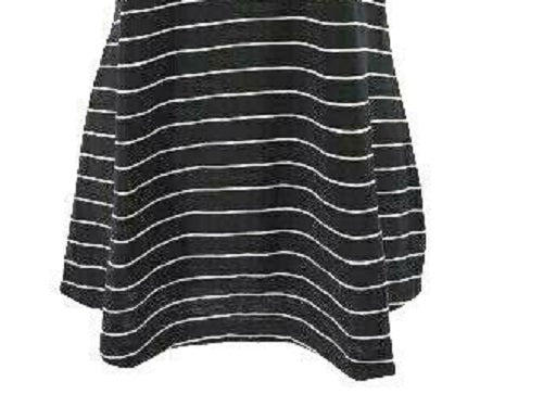 Blusa listrada com decote em V feminina Maison Jules, preta, tamanho extragrande