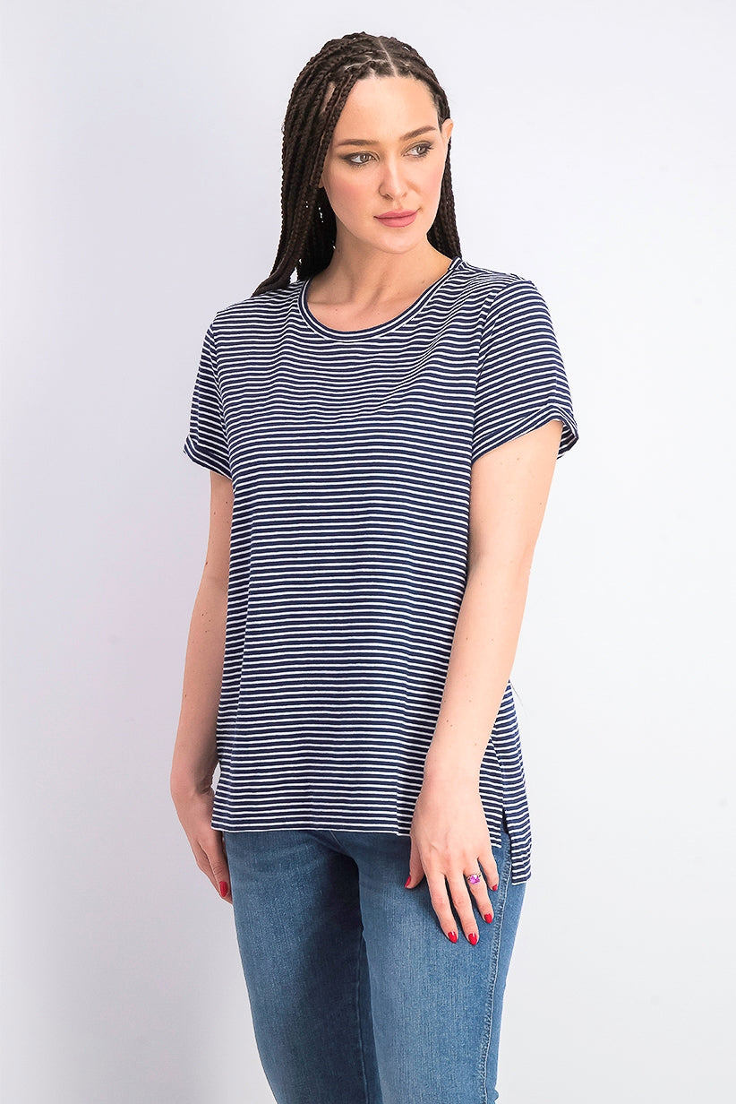 Camiseta feminina listrada Maison Jules com gola redonda, azul-marinho, tamanho XS